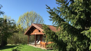 Exterior - Wooden Bungalow With a Stove, in a Nature Reserve (Hayingen)