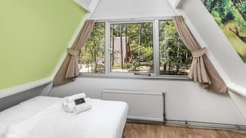 Bungalow | 2 bedrooms, individually furnished, bed sheets