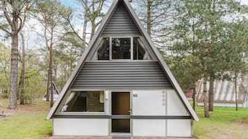Bungalow | Exterior
