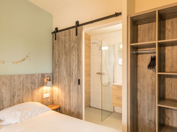 House | Bilik Mandi