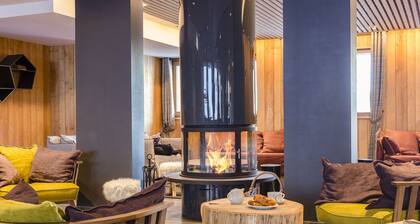 Attractive Apartment in a Chalet Directly on the ski Slope