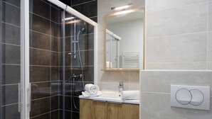 Unclassified image, 5 of 11, button - Apartment in Le Barcares With Sea View (Le Barcares)