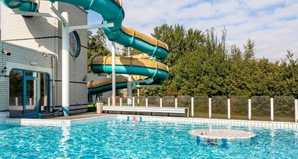 Well Furnished Chalet With Wifi, Near the Hunebedcentrum