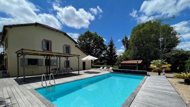 Villa | Basseng