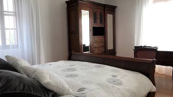Villa | 4 bedrooms, bed sheets