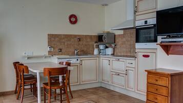 House | Dining