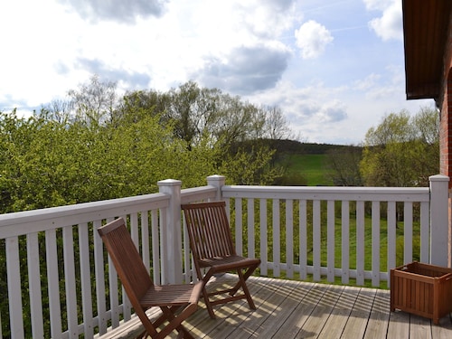 Peaceful Farmhouse in Kröpelin With Garden