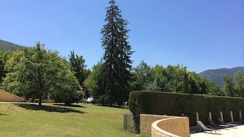 Apartment | Garden