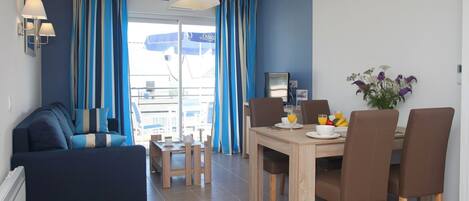 Apartment | Living room