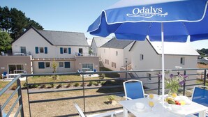 Balcony - Apartment in Bretagne Near Morbihan Coast (Baden)