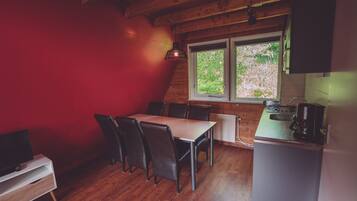 House | Private kitchen | Microwave, coffee/tea maker