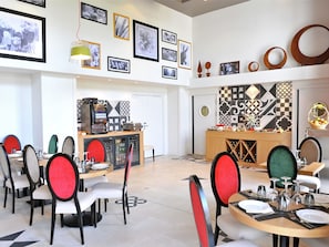 Dining - Luxury Apartment in a Gorgeous Area Called La Belle Epoque (Bagnoles-de-l'Orne)