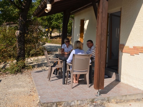 Holiday Home in Mauroux With Pools & Vineyards