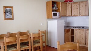 Unclassified image, 4 of 11, button - Comfortable Apartment With a View and Wi-fi in Valfréjus (Modane)
