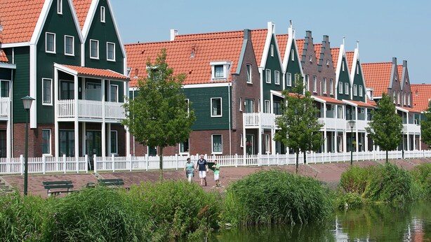 Exterior - Cozy Holiday Home in Volendam Style on the Markermeer (Volendam)