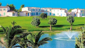 Exterior - Comfortable Apartment on the Ground Floor in Provence (Cabries)