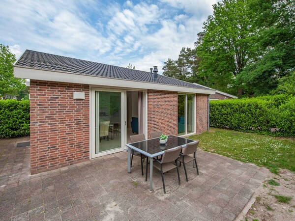 Modern Bungalow With Washer - Geldern
