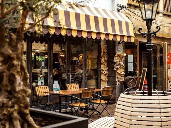 House | Outdoor dining - Private Chalet in the Woods (Epe)