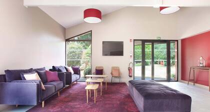 Resort in Arles Near Camargue Flamingos