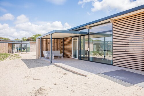 Comfortable Lodge With Dishwasher, Near the Beach