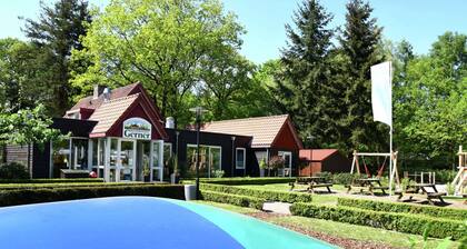 Cozy Holiday Home with Bubble Bath near Zwolle