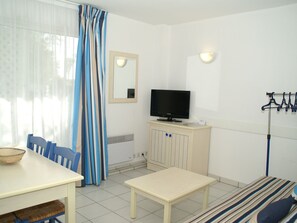 Apartment | Living room - Apartment in Fouras With Ocean View (Fouras)