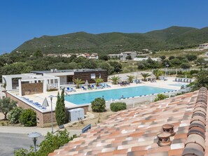 Outdoor pool - Lozari Comfort by the Sea (Belgodere)