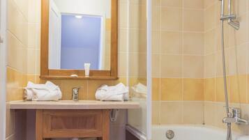 House | Bathroom | Towels