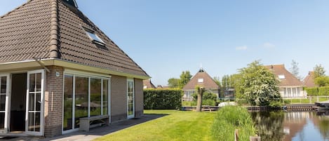 Bungalow | Exterior