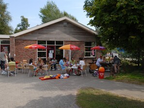 Bungalow | Khu ẩm thực ngoài trời
