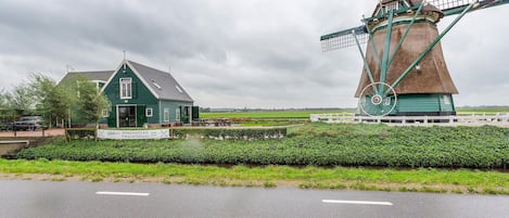 House | Point of interest