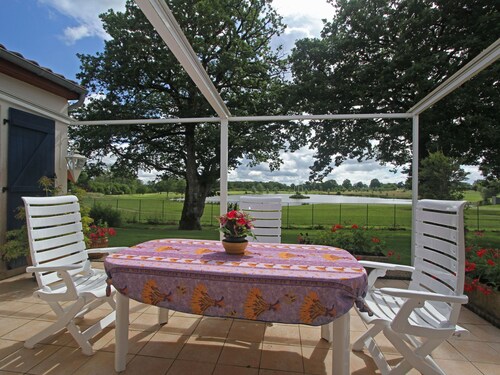 Villa With Garden Near Beautiful Golf Course