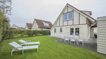 Villa | Outdoor dining