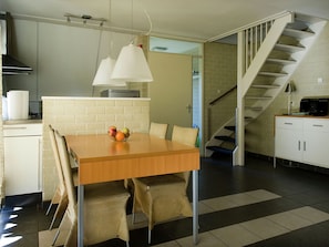 Dining - Detached Bungalow with Steam Shower near Vrachelse Heide (Oosterhout)