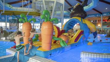 House | Pool | Outdoor pool