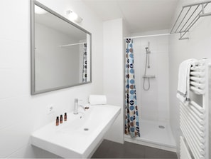 Villa | Bathroom | Shower