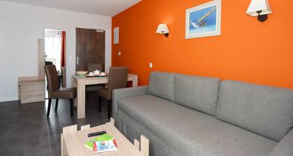 Beach Apartment w/ Balcony