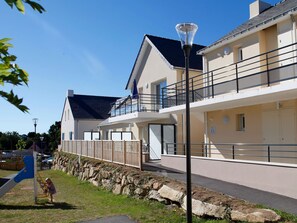 Exterior - Apartment in Bretagne Near Morbihan Coast (Baden)