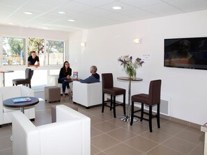 Interior - Apartment in Bretagne Near Morbihan Coast (Baden)