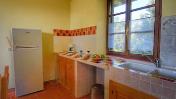 House | Private kitchen | Highchair