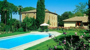 Appartamento | Piscina | Piscina all'aperto