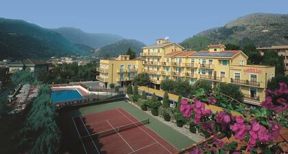 Well-kept Apartment With Terrace or Balcony in Pietra Ligure