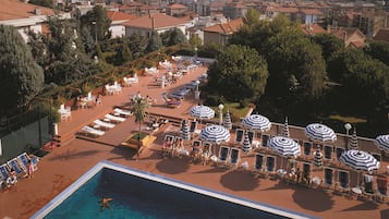 Piscina all'aperto