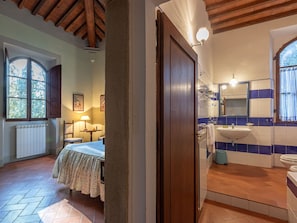 4 bedrooms, individually furnished - Belvilla by OYO Giardino (Reggello)