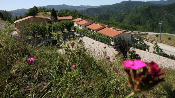 Property grounds - Comfortable Home With Terrace, Located in Nature (Palazzuolo sul Senio)