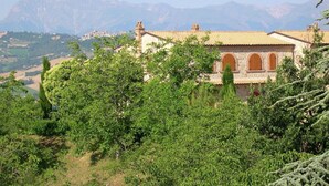 Unclassified image, 3 of 38, button - Holiday Home With Pool, Tennis Court & Parking (Montelparo)