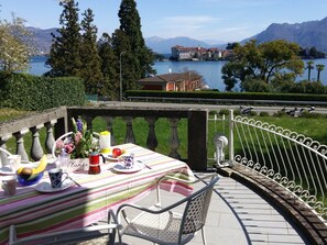 Apartment | Balkon
