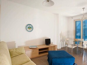 House | Living room