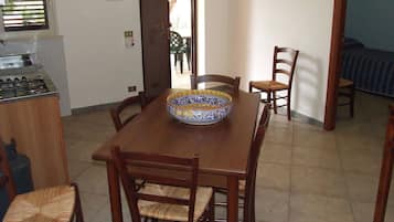 Apartment | Dining