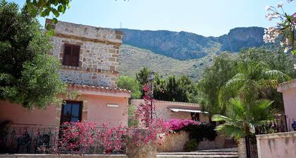 Cozy Apartment With air Conditioning Only 600 m From the sea